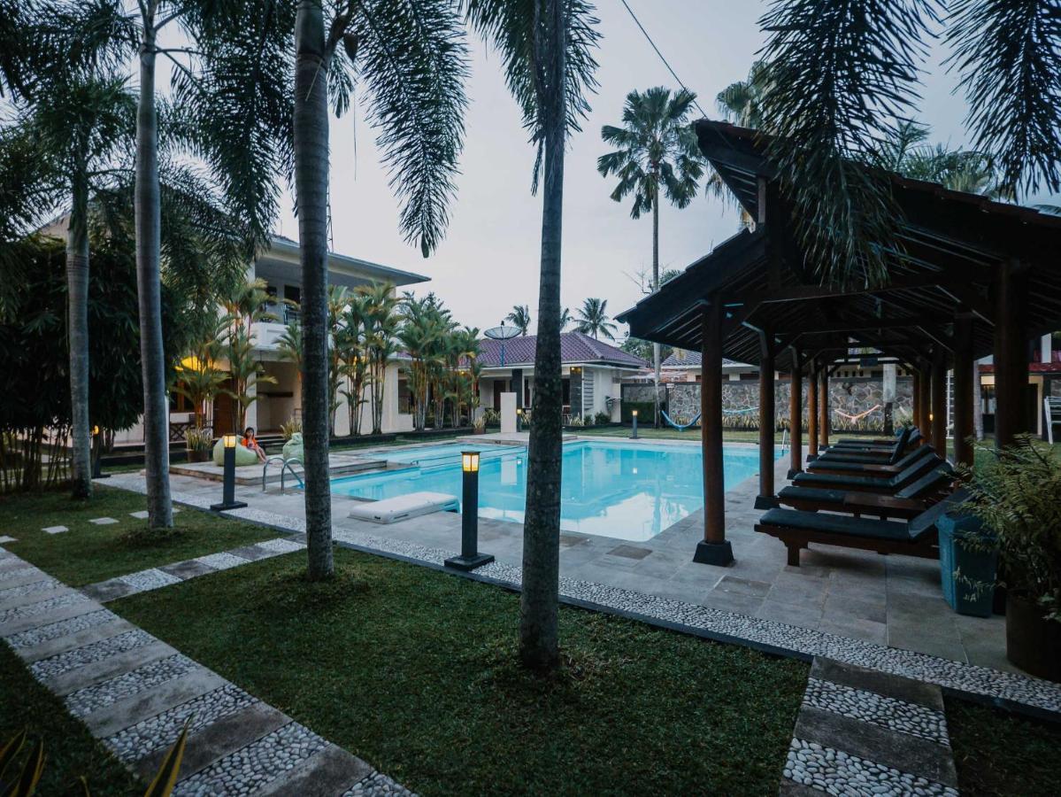 Sunrise Resort Batukaras Zewnętrze zdjęcie