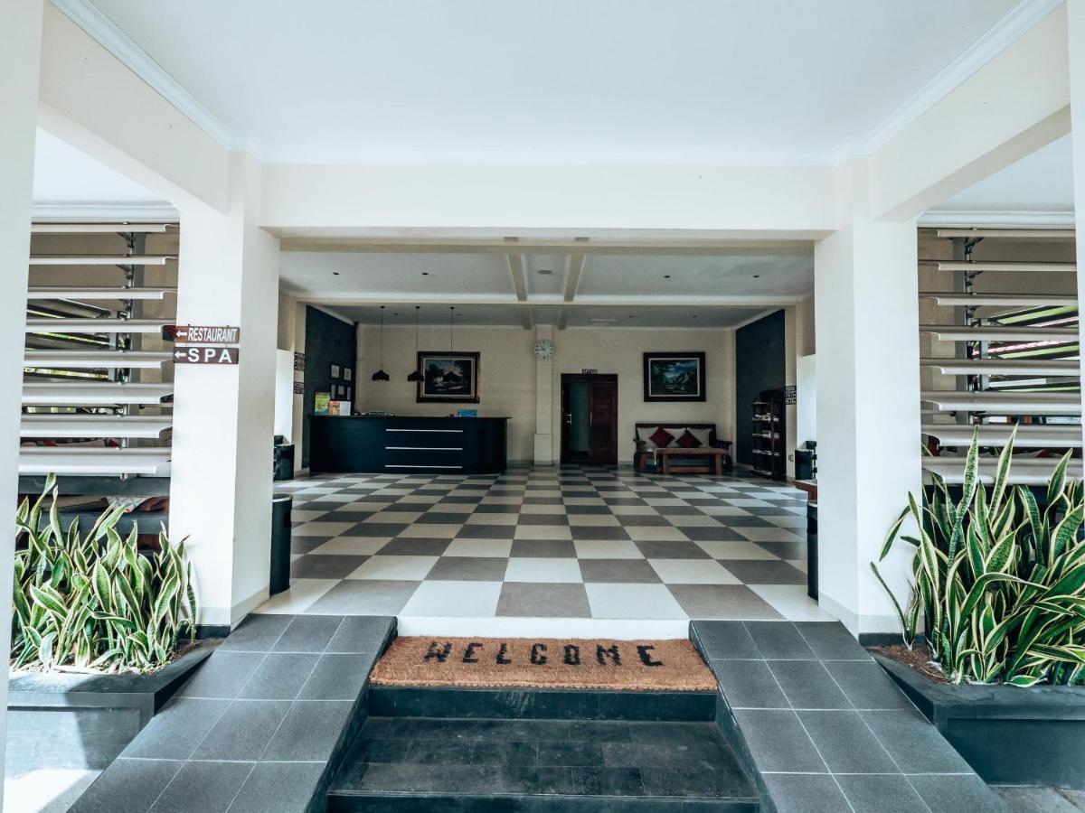 Sunrise Resort Batukaras Zewnętrze zdjęcie